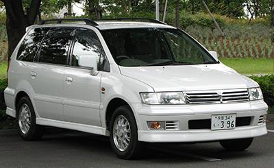 中古車　シャリオグランディス